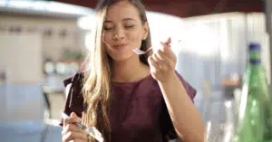 Mindful eating featured image.